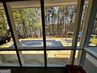 LAKE FRONT, HUGE 8 CAR GARAGE, POOL, DEEP WATER DOCK WITH LIFT - photo 18