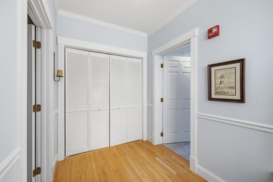 Immaculate and move-in ready, this spacious 1-bedroom, 1-bath - photo 21