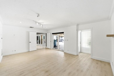 Exceptional waterfront opportunity in the prestigious Landings - photo 26
