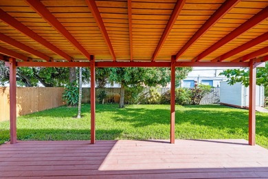 Beautifully updated East Oakland Park home with curb appeal and - photo 38