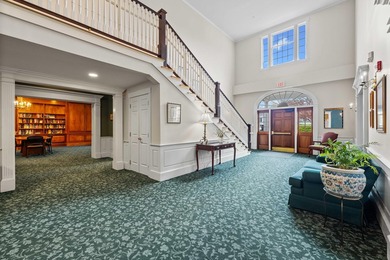 Immaculate and move-in ready, this spacious 1-bedroom, 1-bath - photo 45