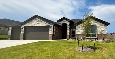 Stillhouse Hollow Lake Home For Sale in Killeen Texas