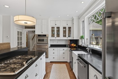 Nestled within Cape Elizabeth's desirable Cross Hill - photo 11