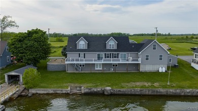 Are you ready to start living the lake life? From the moment you - photo 4