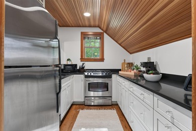 Nestled within Cape Elizabeth's desirable Cross Hill - photo 42