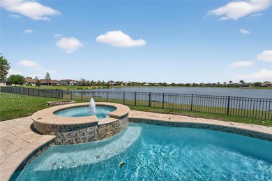 5325 Sandy Shell Dr, Apollo Beach, FL 33572 | 3 Bedrooms | 2 - photo 3