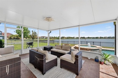 5325 Sandy Shell Dr, Apollo Beach, FL 33572 | 3 Bedrooms | 2 - photo 4