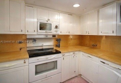$1.4 MILLION IN RESERVES! NO STRESS. NO WORRIES. Welcome to Las - photo 3