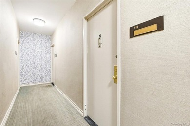Position your practice in the heart of Forest Hills with this - photo 4