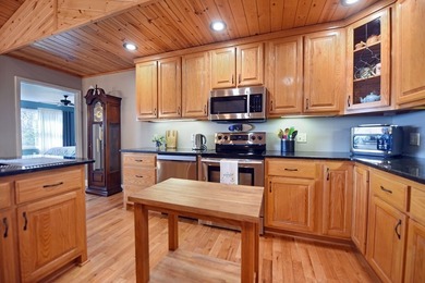 Experience mountain living at its finest with this 4 bedroom, 3 - photo 12