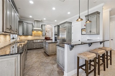 Lakefront Estate with Golf & Waterfront Views | Exclusive Lake - photo 15