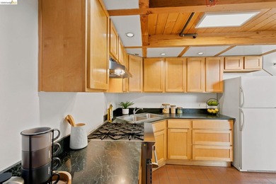 Ground floor loft for commercial use-residential use must be - photo 17