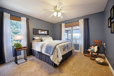 Experience mountain living at its finest with this 4 bedroom, 3 - photo 21