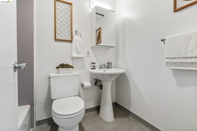 Ground floor loft for commercial use-residential use must be - photo 27