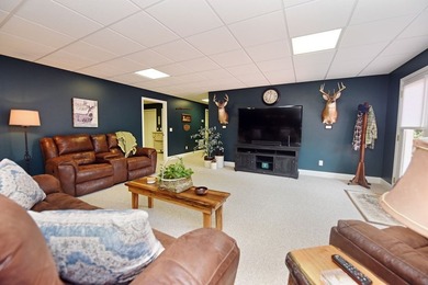 Experience mountain living at its finest with this 4 bedroom, 3 - photo 30