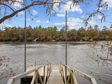 Suwannee River - Gilchrest County Home For Sale in Branford Florida