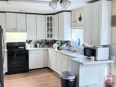 Investment opportunity located in Lockhart, AL. This 960 square