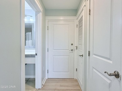 Here's your chance to own a 2 bed, 2 bath lockout condo at - photo 10