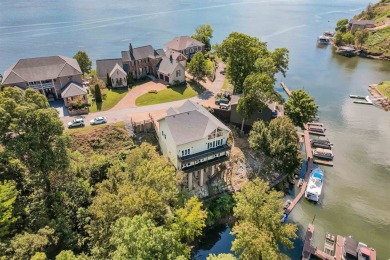 Lake Home For Sale in Savannah, Tennessee