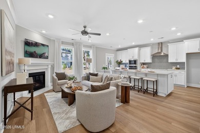 NEW PRICE $469,990 - MOVE-IN READY!! The 'Amelia' is a three - photo 4