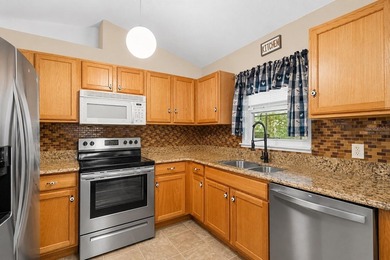 Seller Motivated!! Welcome to Royal Hills, where comfort, space - photo 14