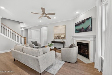 NEW PRICE $469,990 - MOVE-IN READY!! The 'Amelia' is a three - photo 5