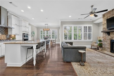 Luxury Townhome Living at Its Finest! Welcome to an exceptional - photo 15