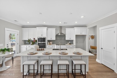 NEW PRICE $469,990 - MOVE-IN READY!! The 'Amelia' is a three - photo 7