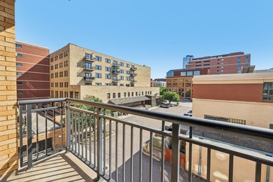 5th Avenue Lofts in the heart of the North Loop, where urban - photo 30