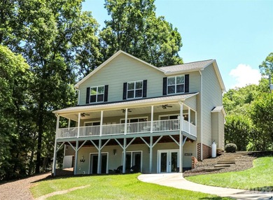 Gorgeous lake front home situated on 200 feet of shoreline - photo 1