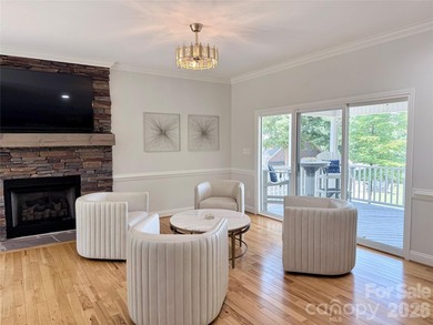 Gorgeous lake front home situated on 200 feet of shoreline - photo 10