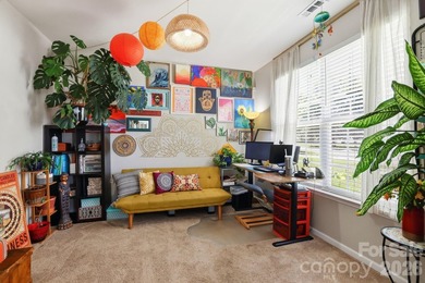 Welcome to this beautifully maintained, move-in ready home - photo 4
