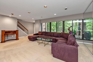 Fabulous opportunity to own a Buttonwood model in the highly - photo 4