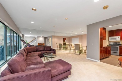 Fabulous opportunity to own a Buttonwood model in the highly - photo 5