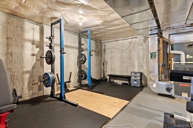 Welcome to this truly move-in ready 3-bedroom 2.5 bath Townhouse - photo 24