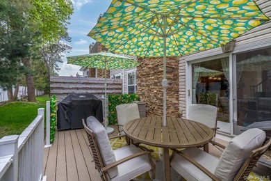 Welcome to this truly move-in ready 3-bedroom 2.5 bath Townhouse - photo 27