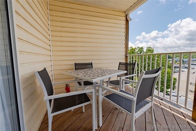 Welcome to this beautifully remodeled, walk-in end unit at The - photo 29