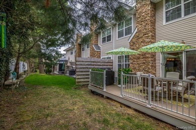 Welcome to this truly move-in ready 3-bedroom 2.5 bath Townhouse - photo 29