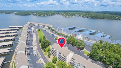 Welcome to this beautifully remodeled, walk-in end unit at The - photo 41