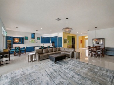 Experience elevated Florida living in this luxurious 3-bedroom - photo 23
