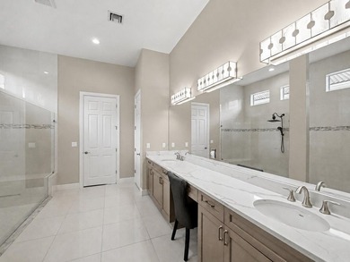 Experience elevated Florida living in this luxurious 3-bedroom - photo 31