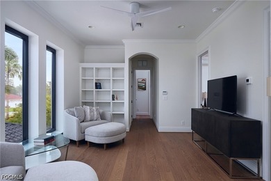 Fully renovated lakefront estate in the prestigious gated - photo 34