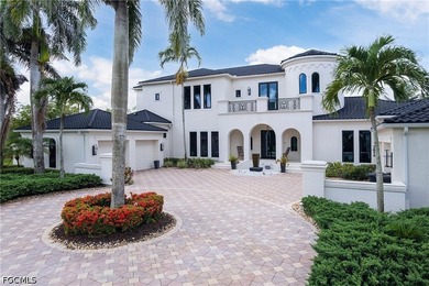 Fully renovated lakefront estate in the prestigious gated - photo 42