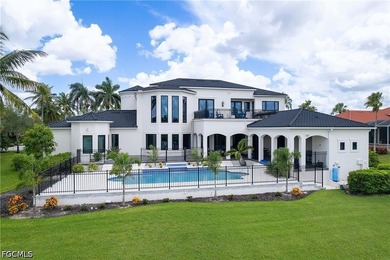 Fully renovated lakefront estate in the prestigious gated - photo 44