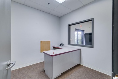 This is a one of a kind commercial opportunity in Ruston. I-20 - photo 17