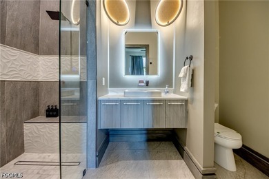 This stunning contemporary waterfront residence in Cape Coral - photo 30
