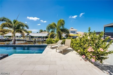 This stunning contemporary waterfront residence in Cape Coral - photo 41
