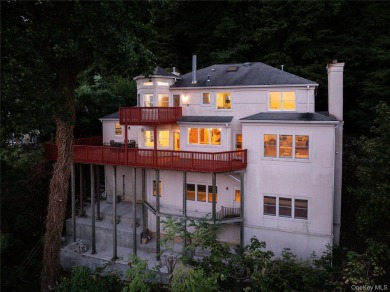 (private lake, pond, creek) Home Sale Pending in Nyack New York