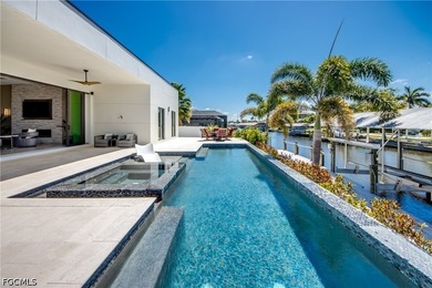 This stunning contemporary waterfront residence in Cape Coral - photo 42