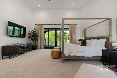 Wake up to a view that will never change. Bordering a protected - photo 11